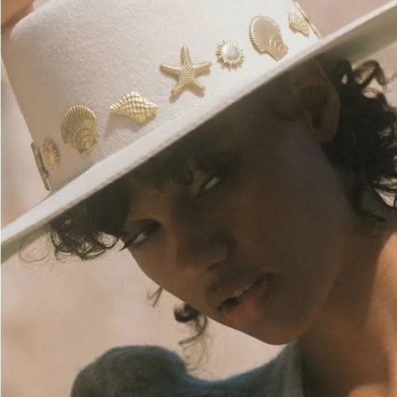 Lack of Color Seaside Boater Hat Ivory Medium 57cm Wide Brim - Picture 3 of 6